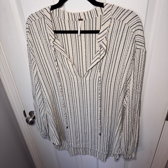 Free People Gray & White Rhythm Of The Night Striped Tunic - Picture 3 of 12